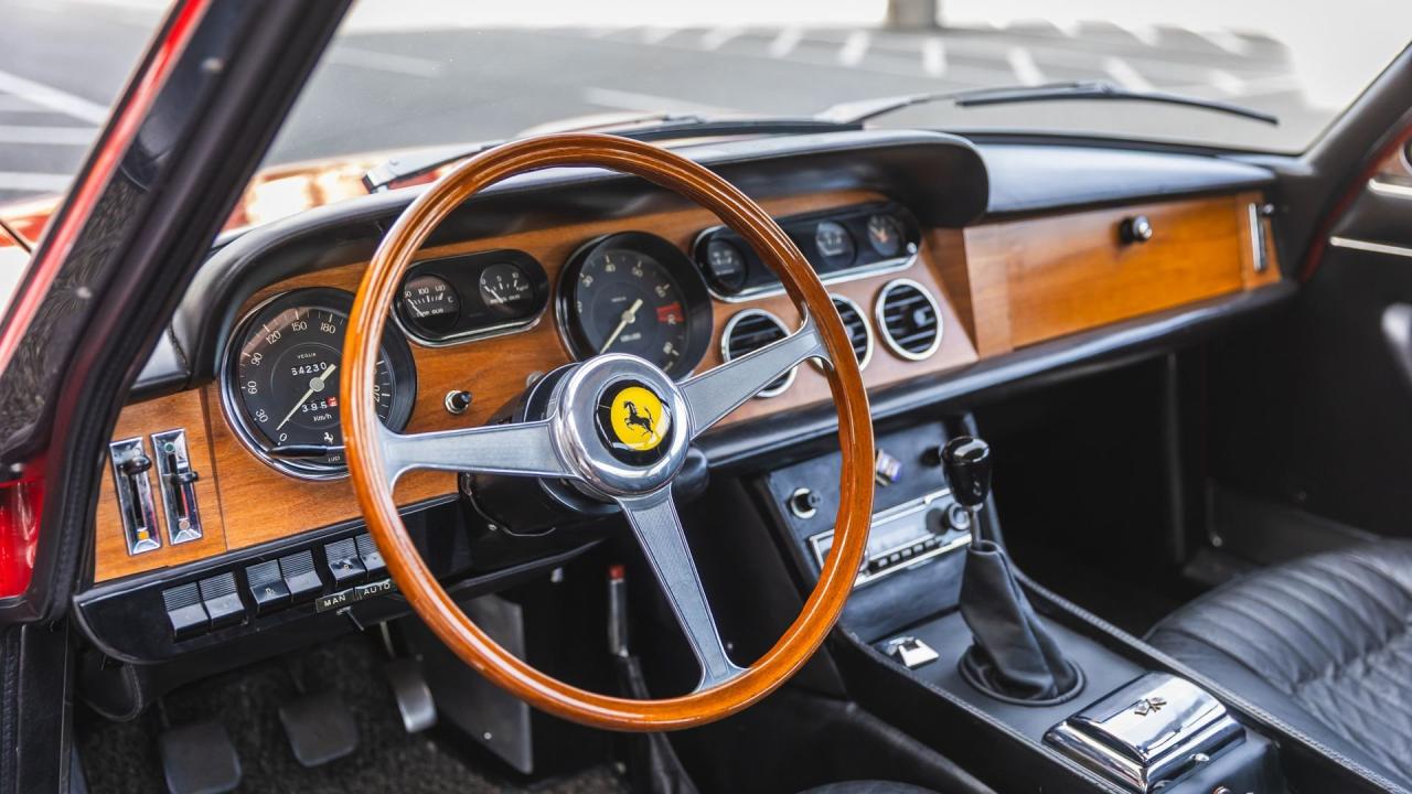 1967 Ferrari 330 GT 2+2 Series II