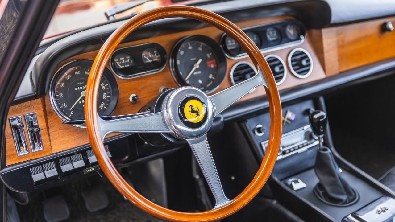 1967 Ferrari 330 GT 2+2 Series II