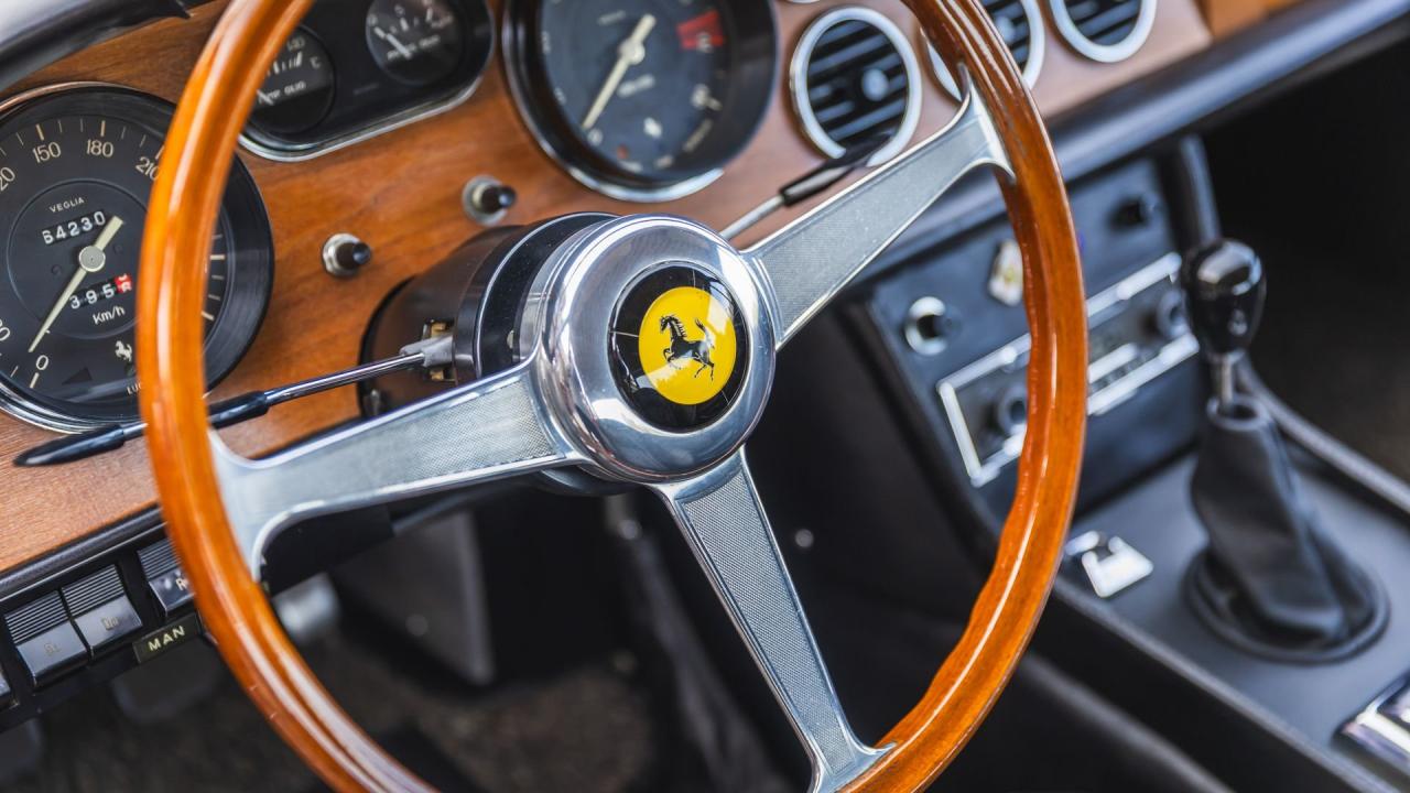 1967 Ferrari 330 GT 2+2 Series II