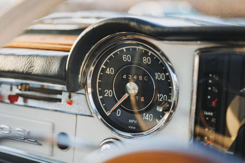 1964 Mercedes - Benz 230 SL PAGODA