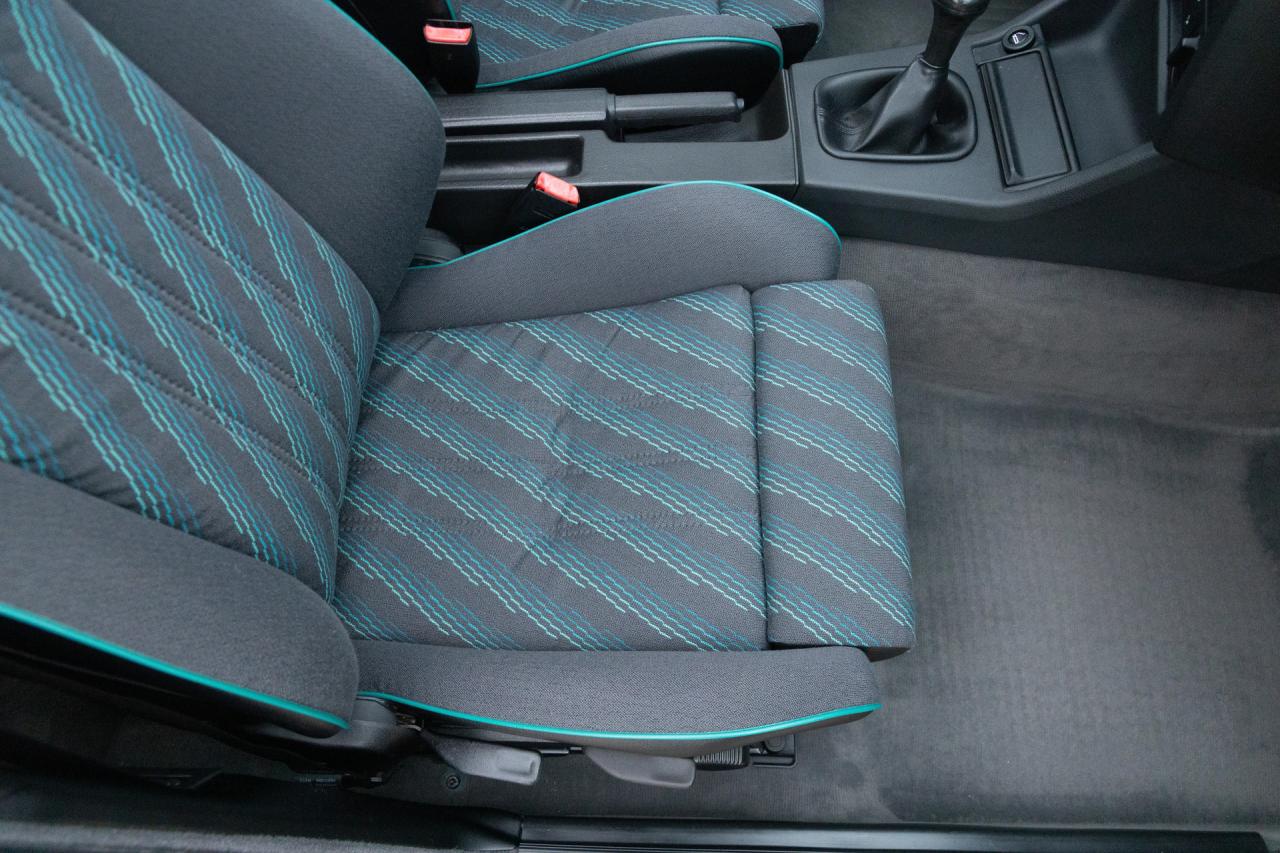 1993 BMW 316i Touring &ldquo;Design (Individual) Edition&rdquo; with 47.000 kms