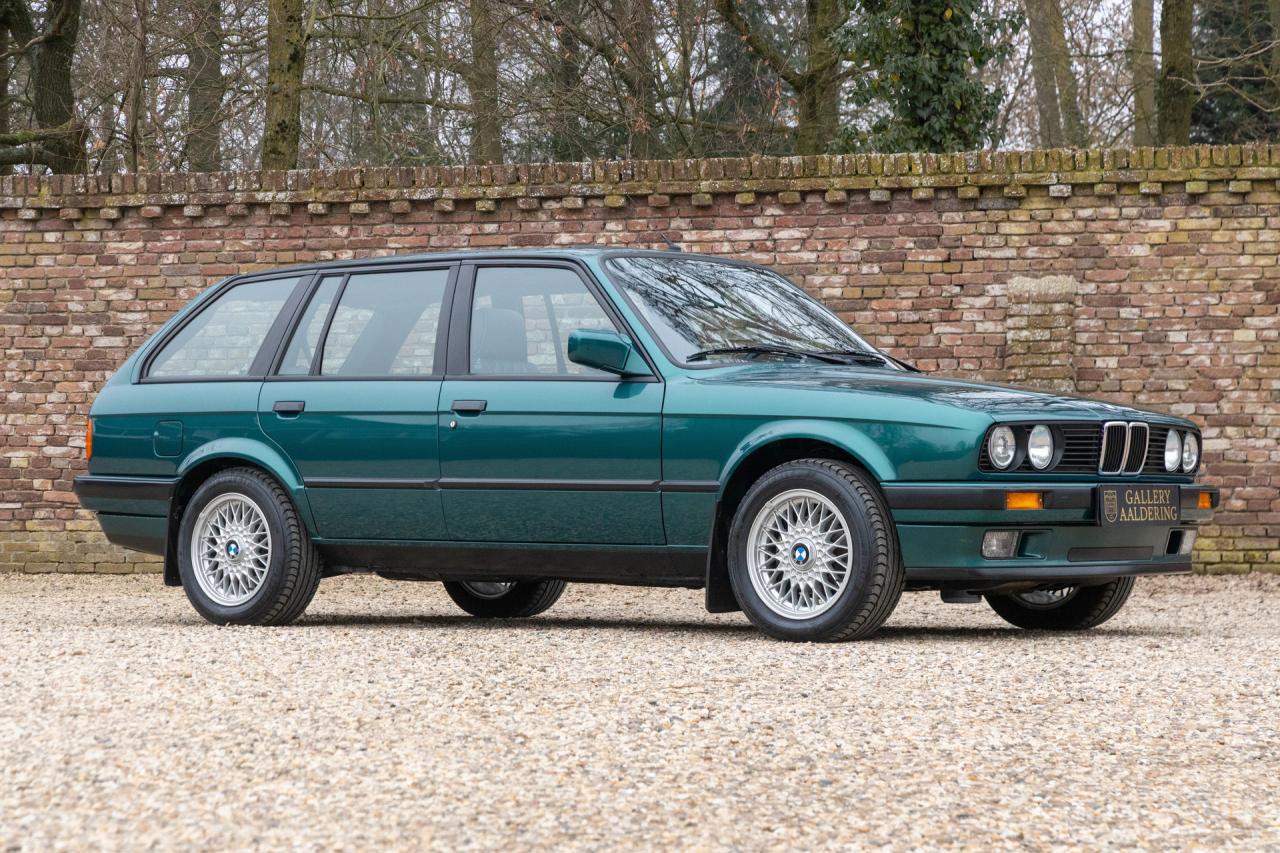 1993 BMW 316i Touring &ldquo;Design (Individual) Edition&rdquo; with 47.000 kms