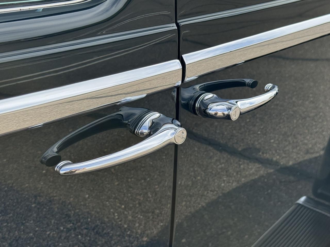 1940 Cadillac Model 9033