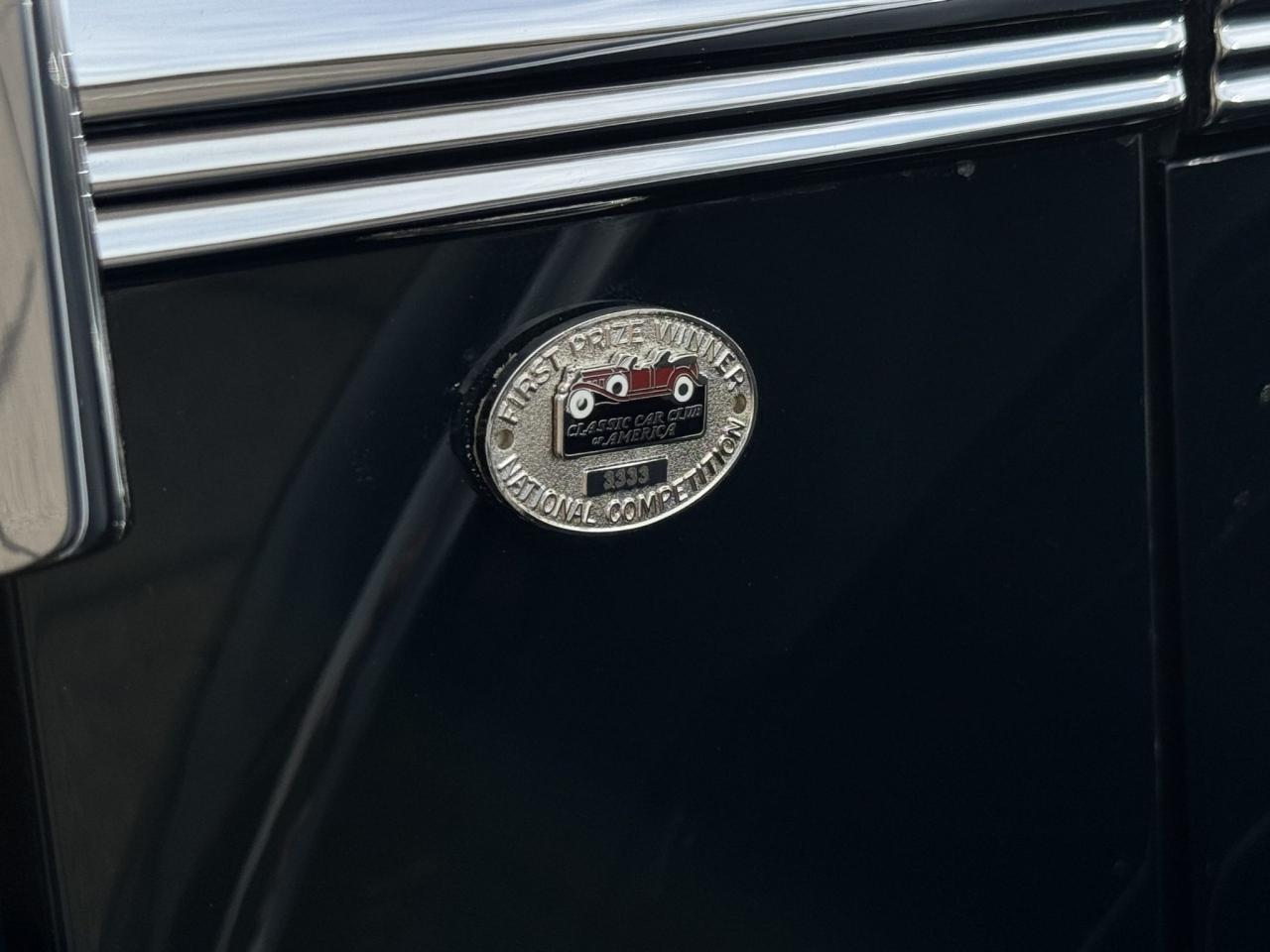 1940 Cadillac Model 9033