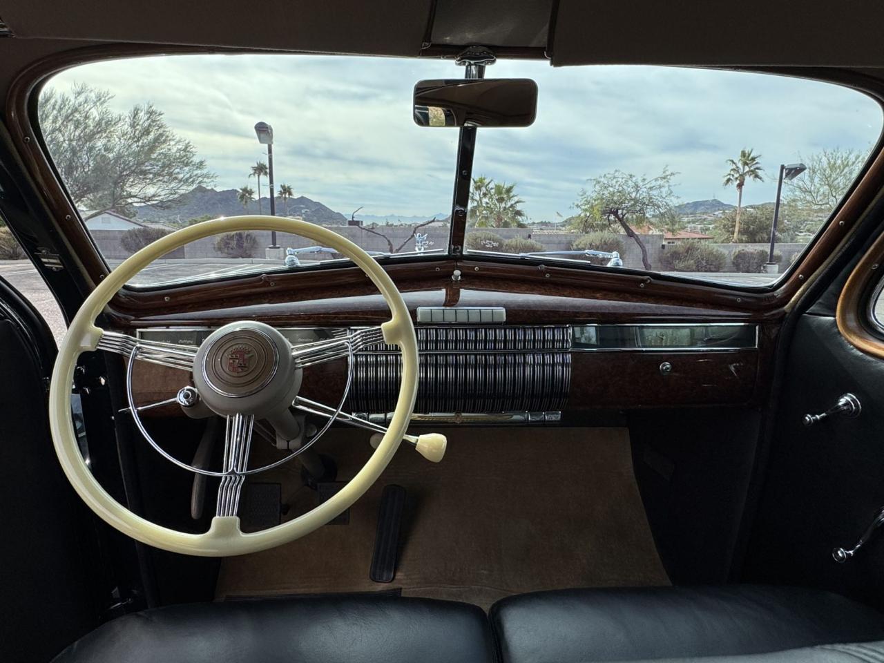 1940 Cadillac Model 9033