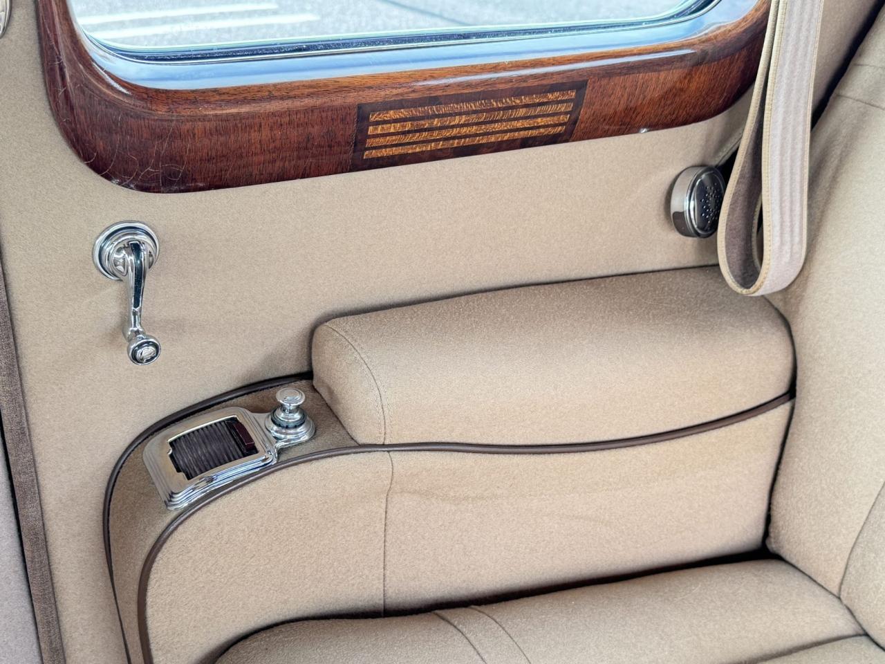 1940 Cadillac Model 9033