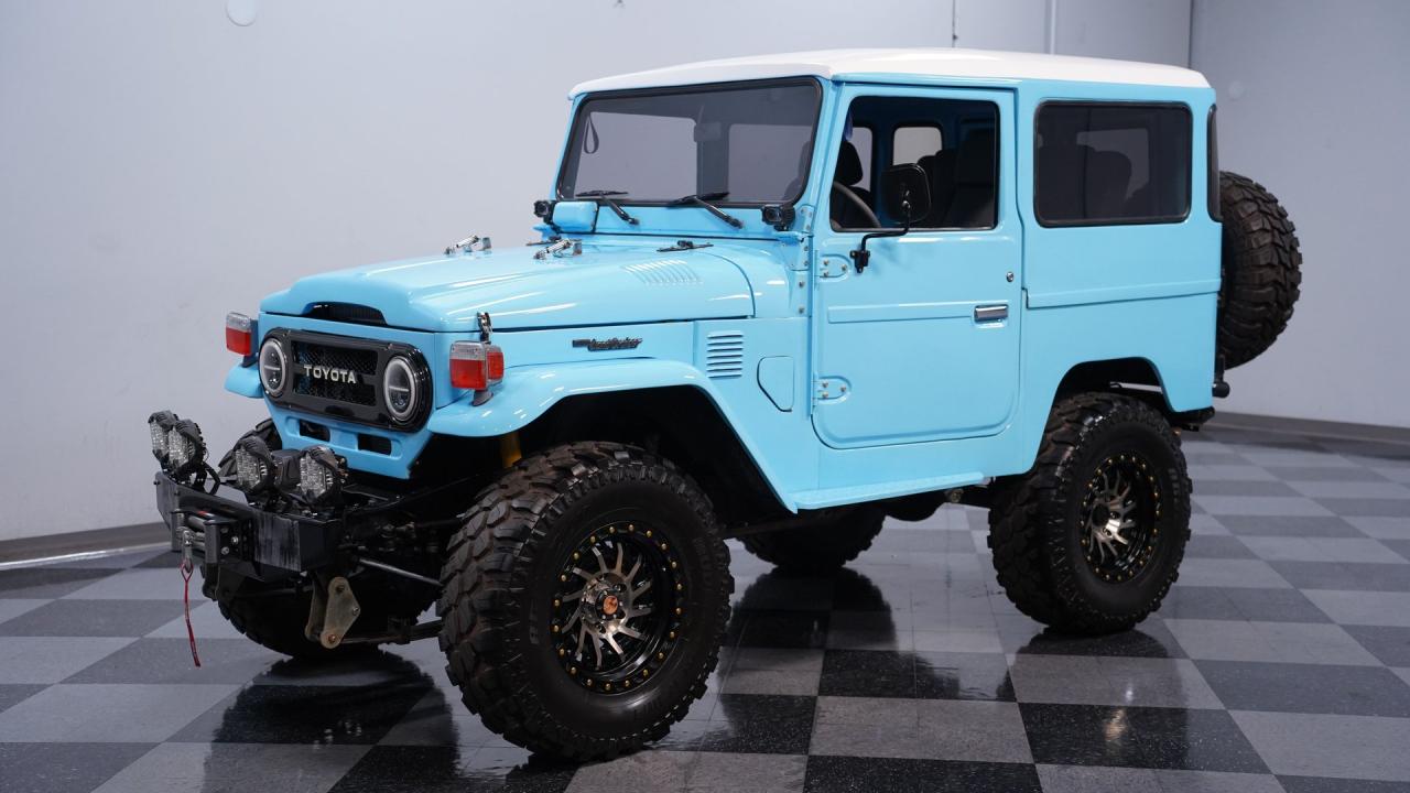 1976 Toyota Land Cruiser FJ40 Restomod