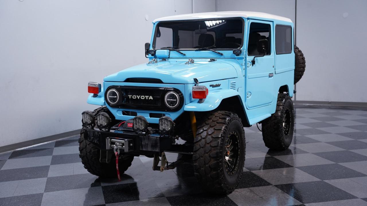 1976 Toyota Land Cruiser FJ40 Restomod