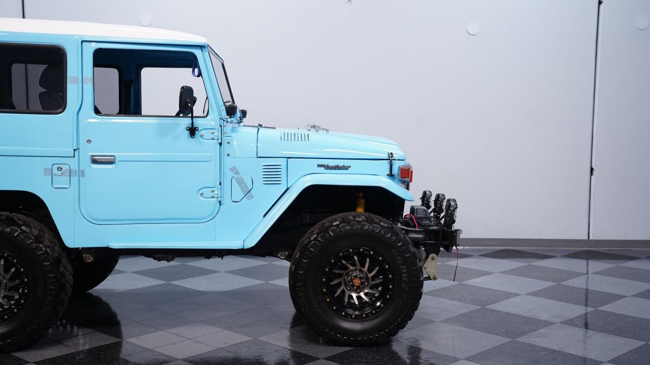 1976 Toyota Land Cruiser FJ40 Restomod