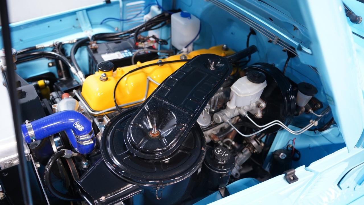 1976 Toyota Land Cruiser FJ40 Restomod