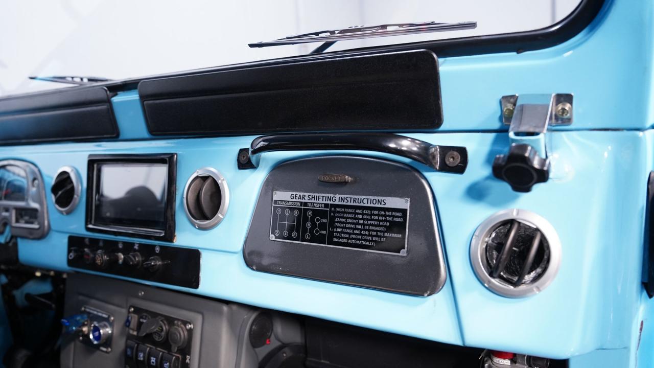 1976 Toyota Land Cruiser FJ40 Restomod