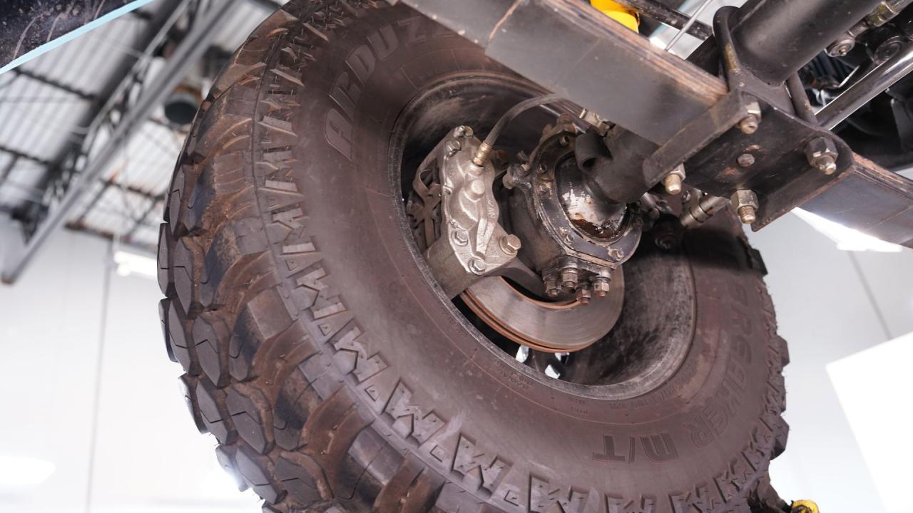 1976 Toyota Land Cruiser FJ40 Restomod