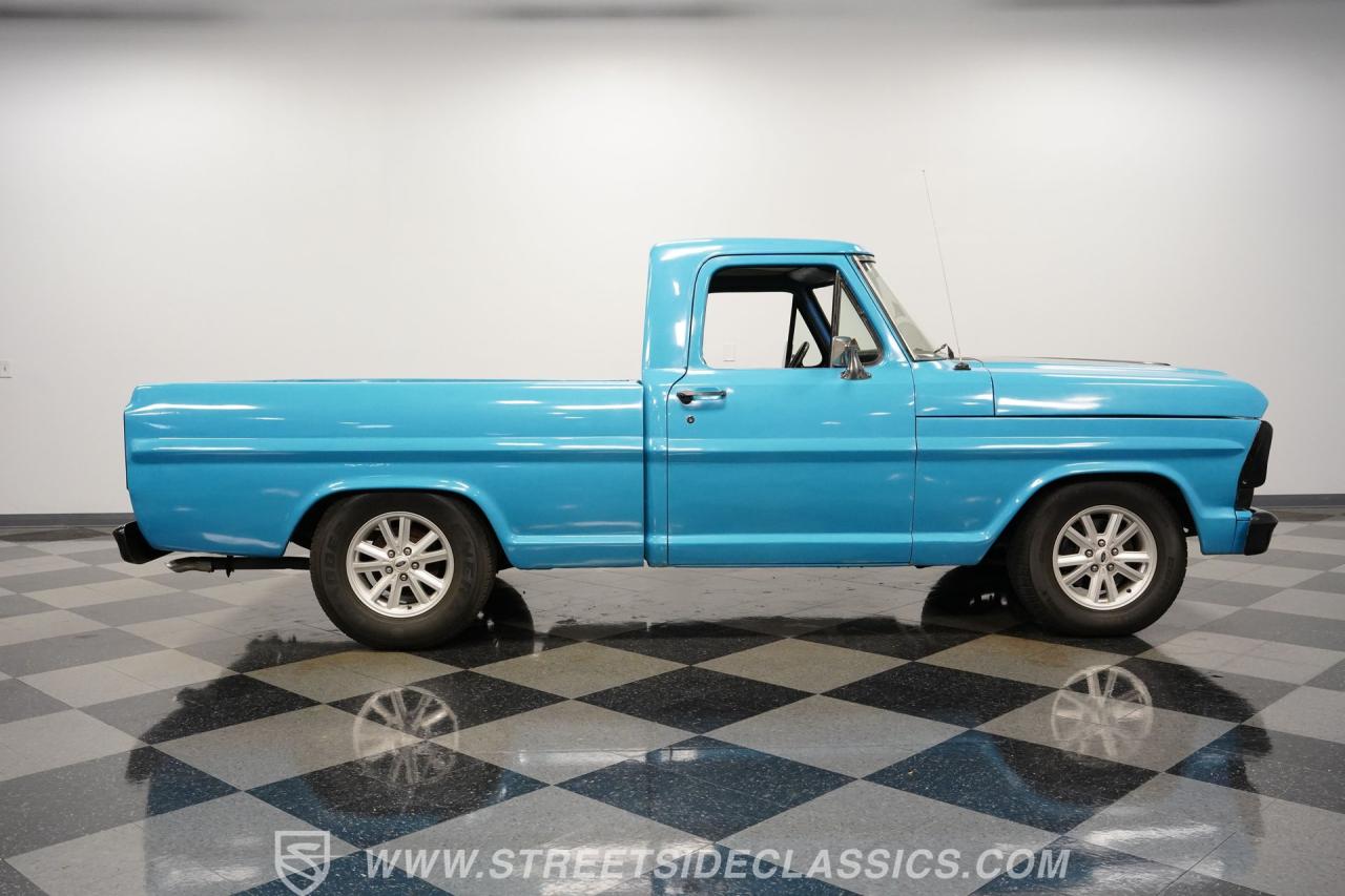 1967 Ford F-100