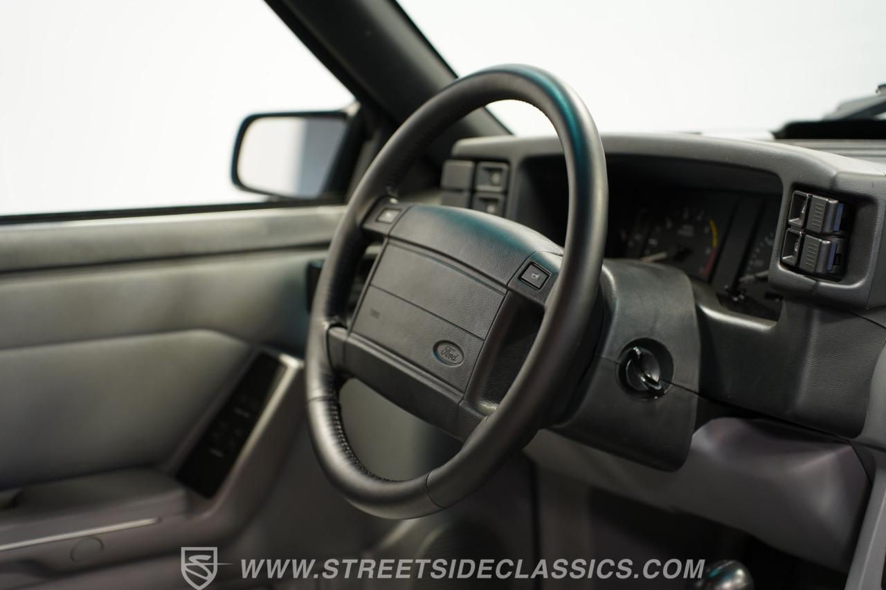 1993 Ford Mustang Cobra SVT