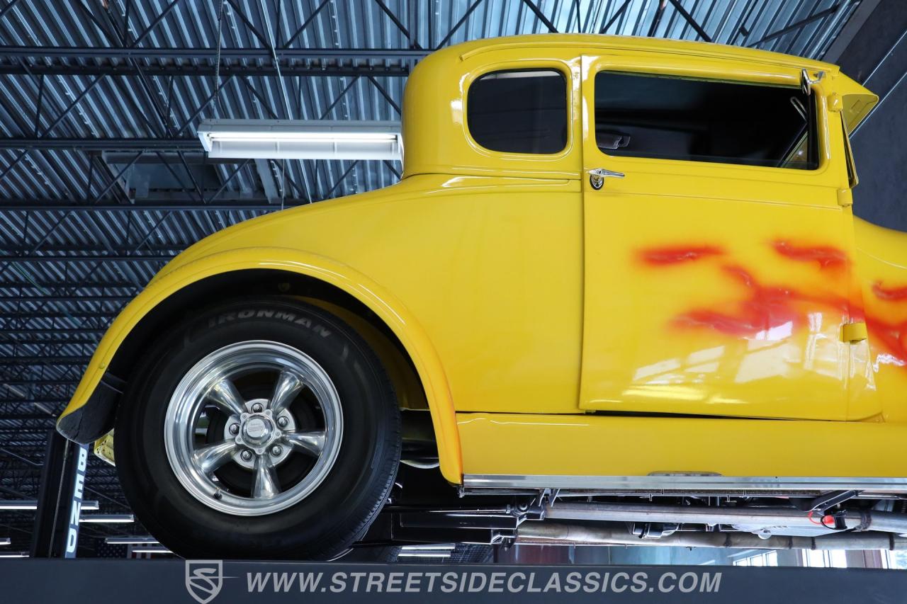 1929 Ford 5-Window Coupe