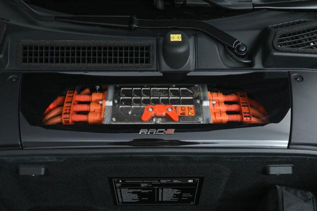 2025 Ferrari SF90 SPIDER