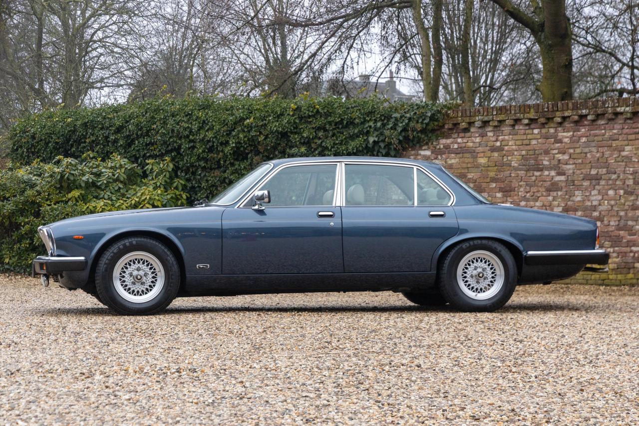1987 Jaguar XJ12 Sovereign &ldquo;The timeless XJ series&rdquo;