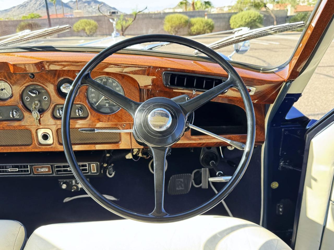 1965 Rolls - Royce Phantom V