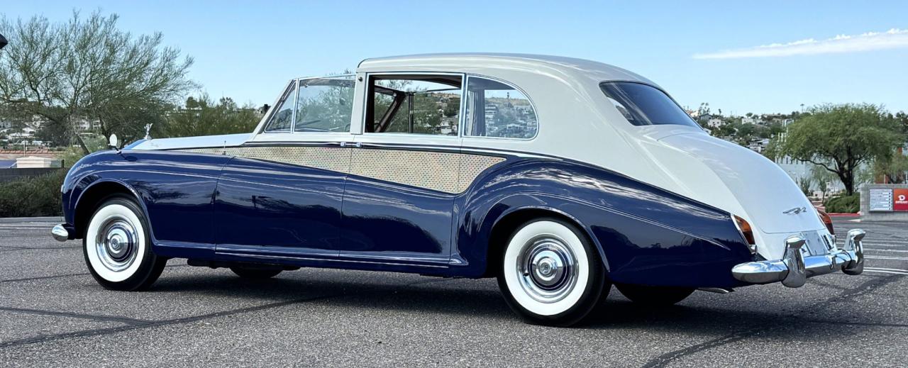 1965 Rolls - Royce Phantom V