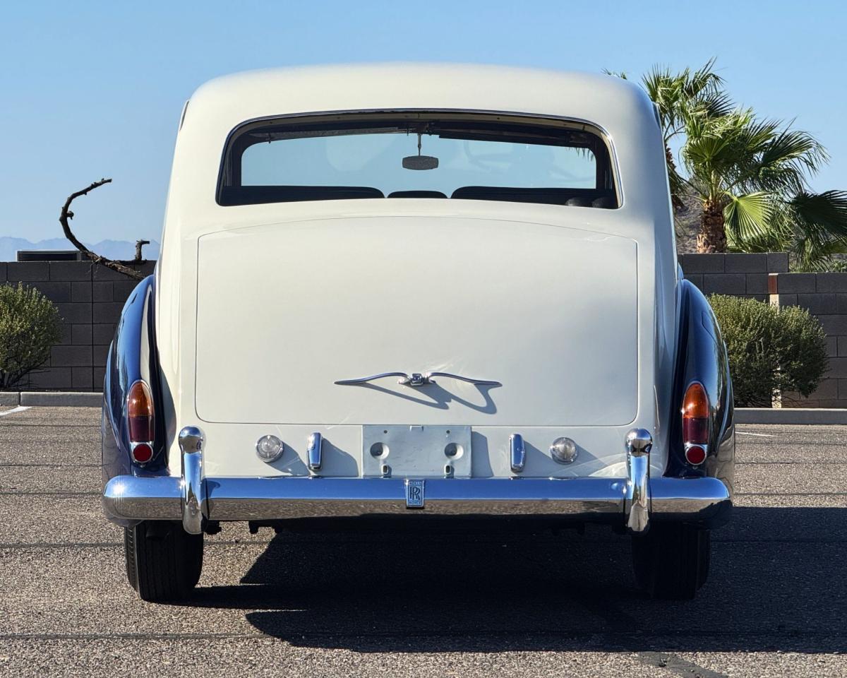 1965 Rolls - Royce Phantom V