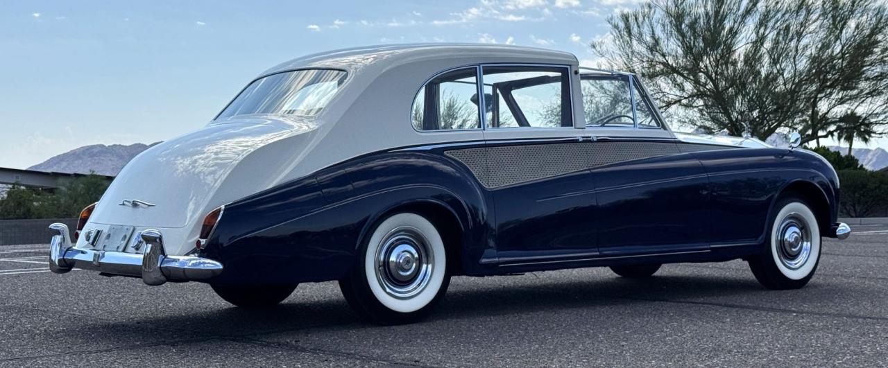 1965 Rolls - Royce Phantom V