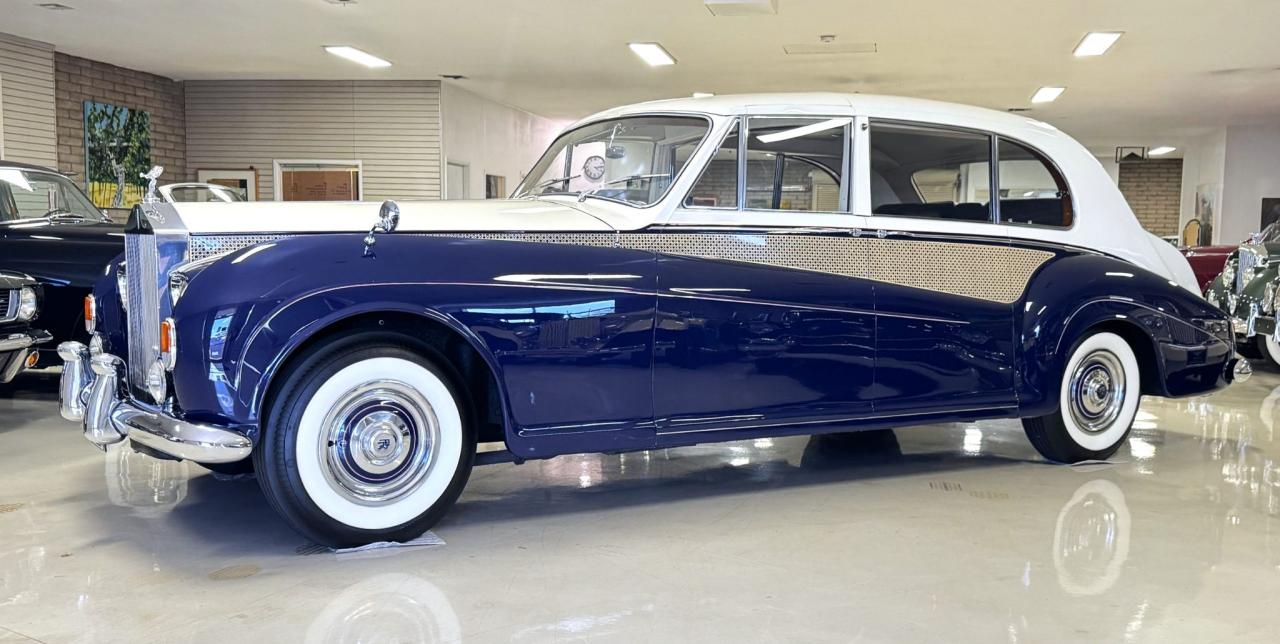 1965 Rolls - Royce Phantom V