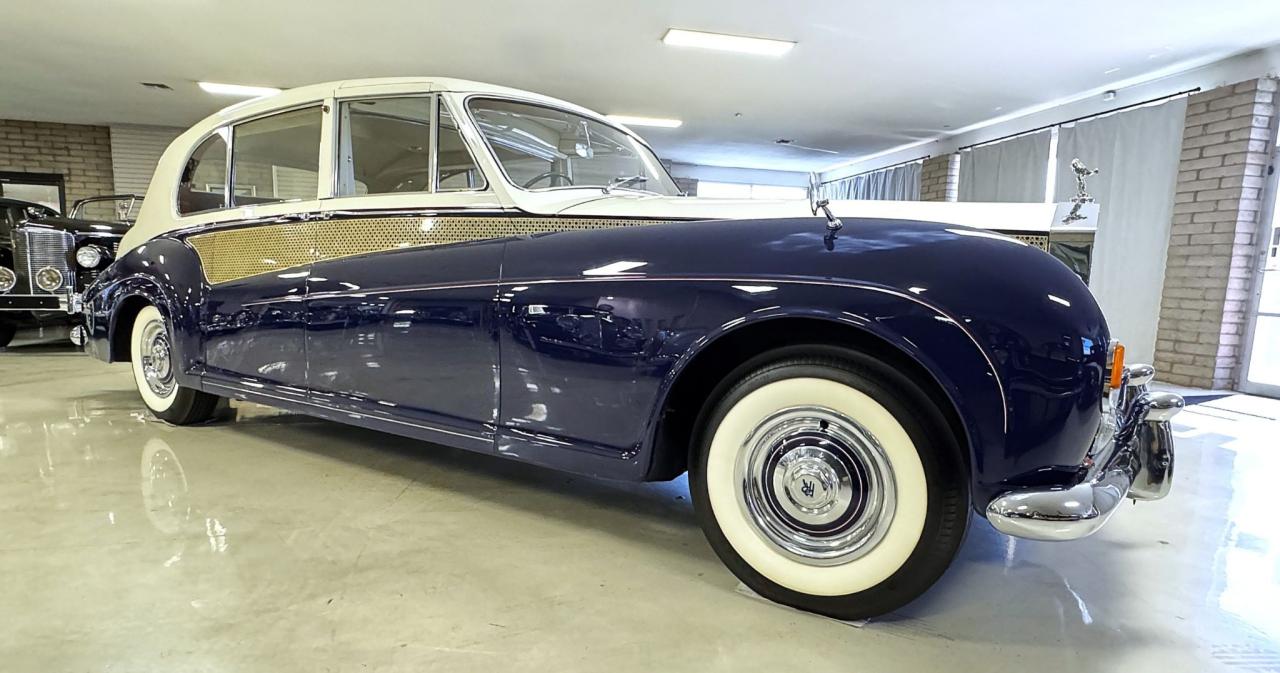 1965 Rolls - Royce Phantom V
