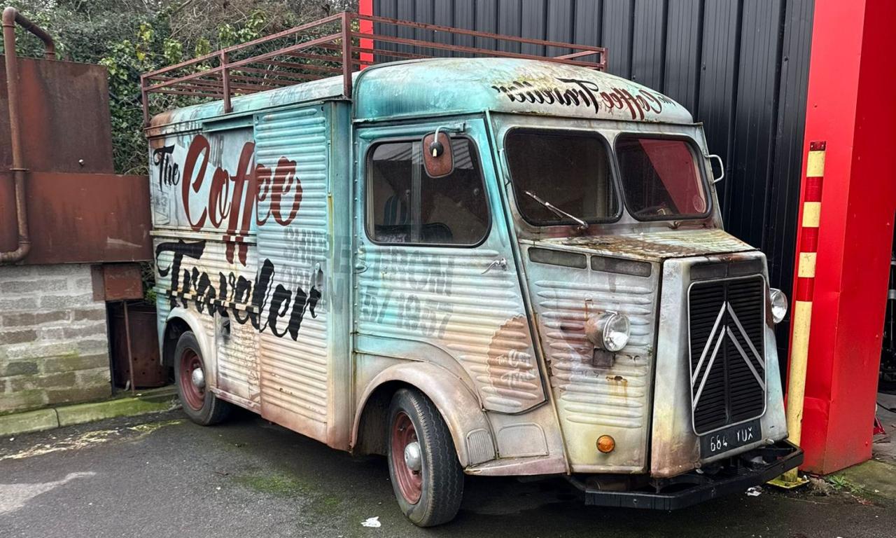 1957 Citro&euml;n H Van Mobile Coffee shop