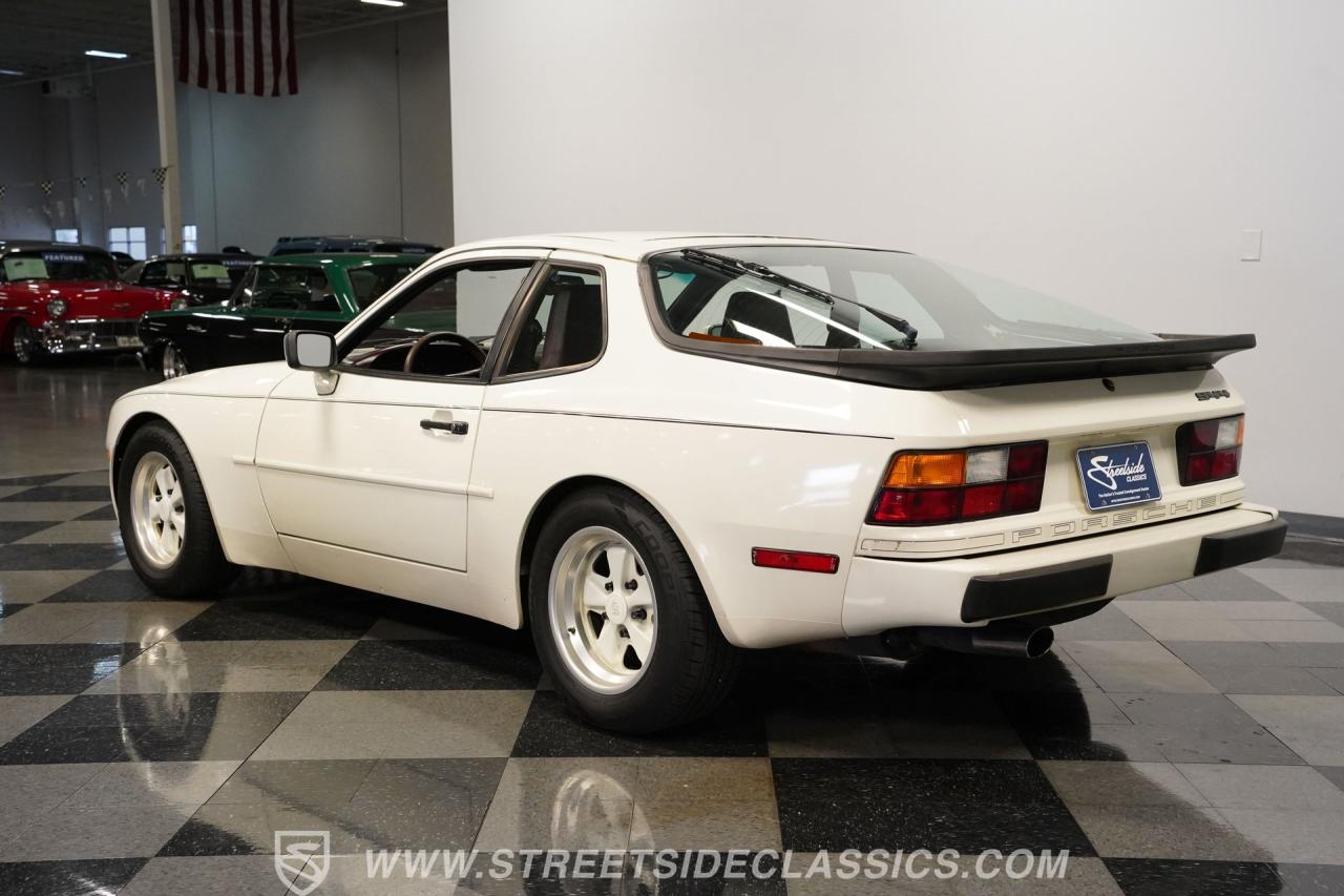 1985 Porsche 944