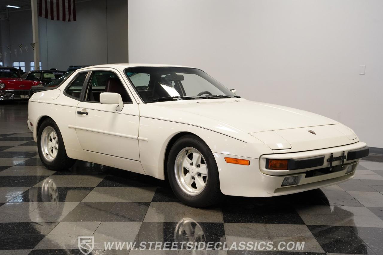1985 Porsche 944
