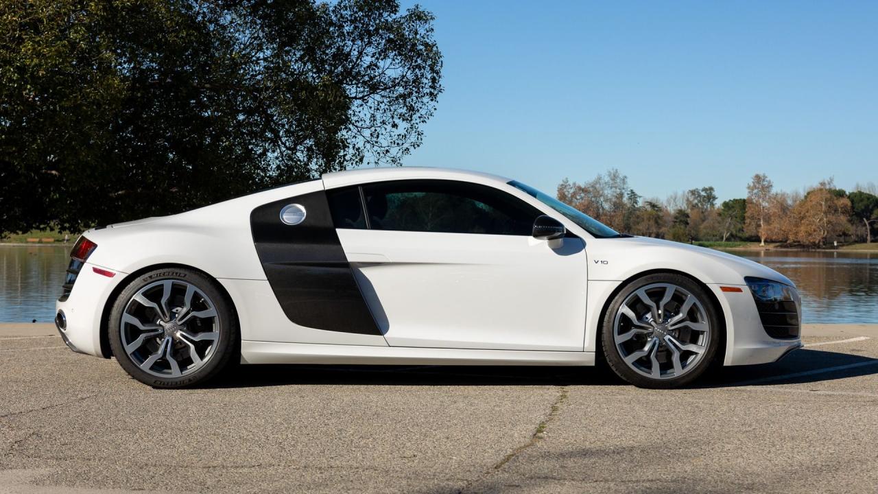 2012 Audi R8 V10