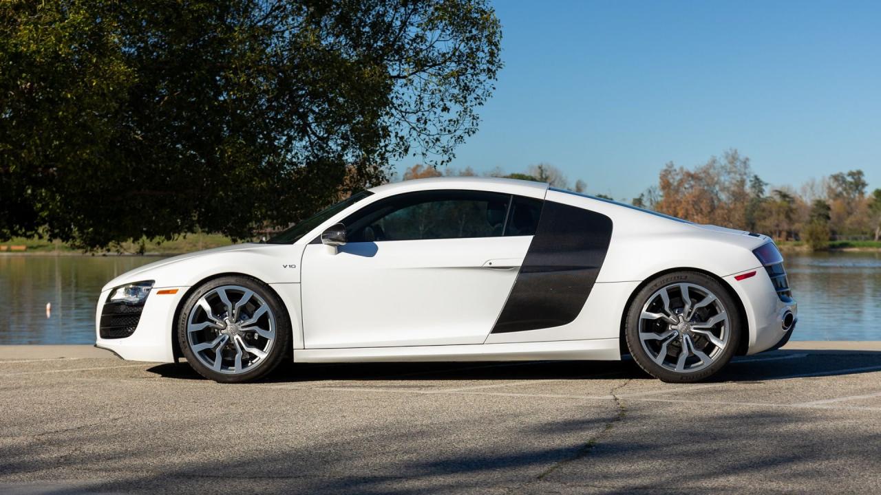 2012 Audi R8 V10