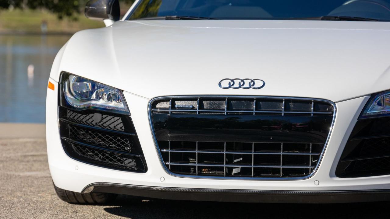 2012 Audi R8 V10