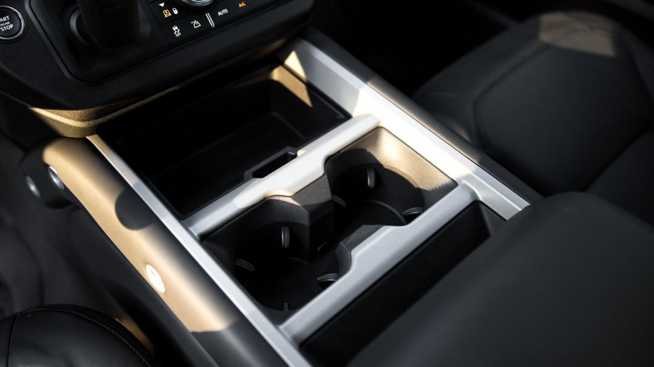 2025 Land Rover Defender 110 &ldquo;Artemis K2&rdquo;