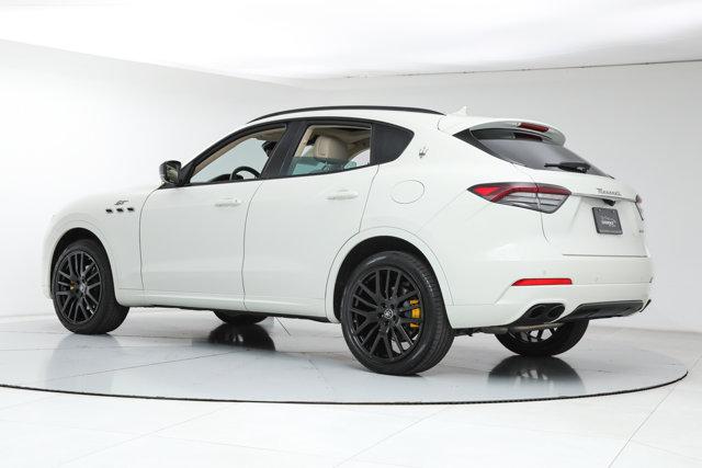 2022 Maserati Levante