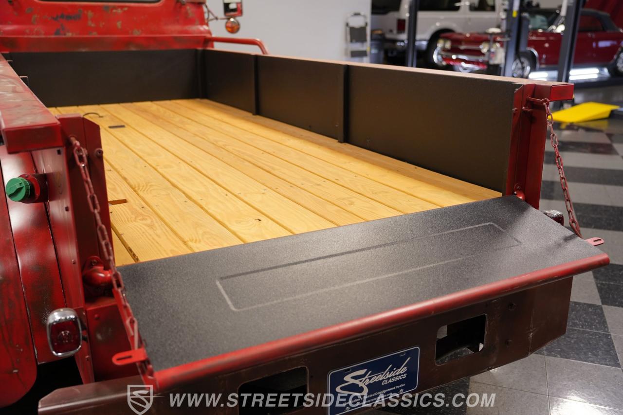 1960 Mack B-Series  Restomod