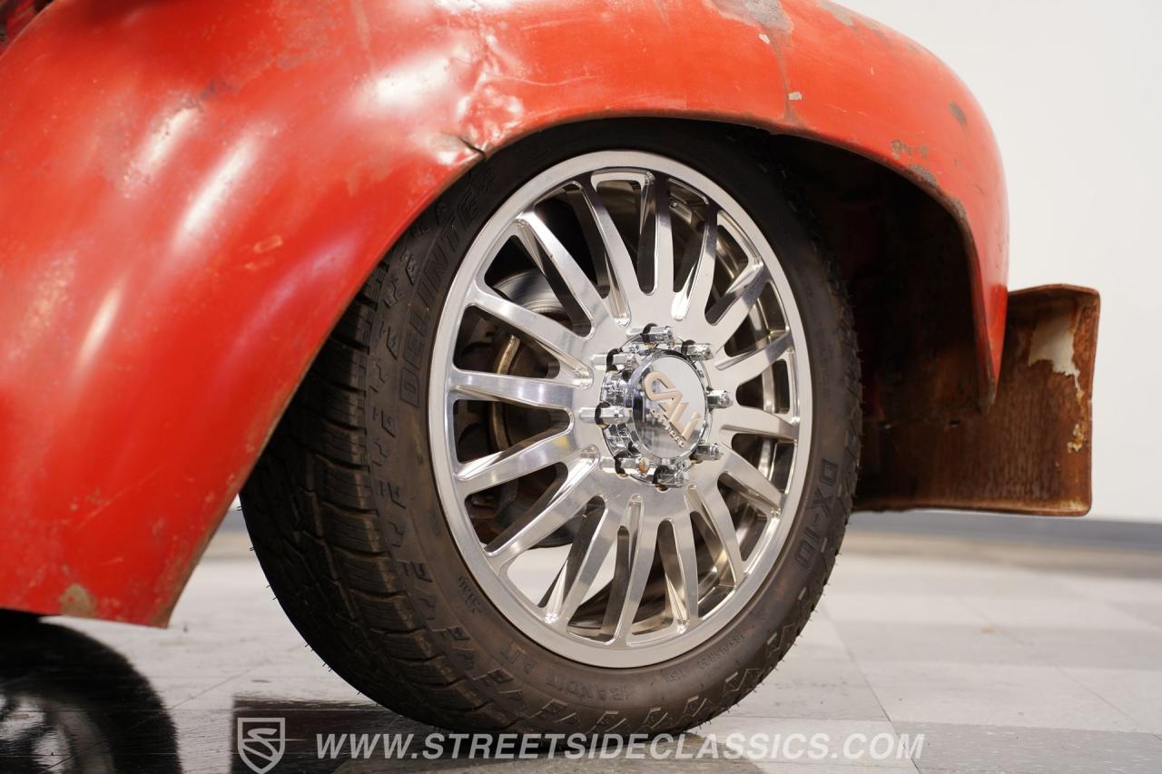 1960 Mack B-Series  Restomod