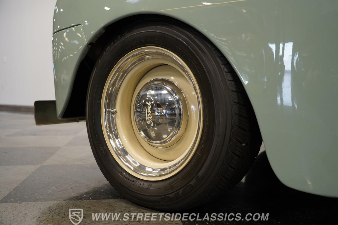 1950 Ford F-1 Restomod