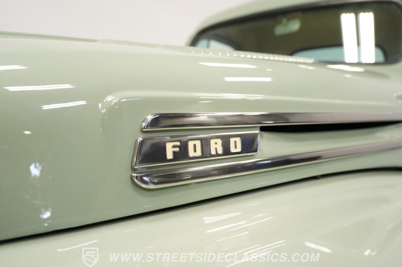 1950 Ford F-1 Restomod