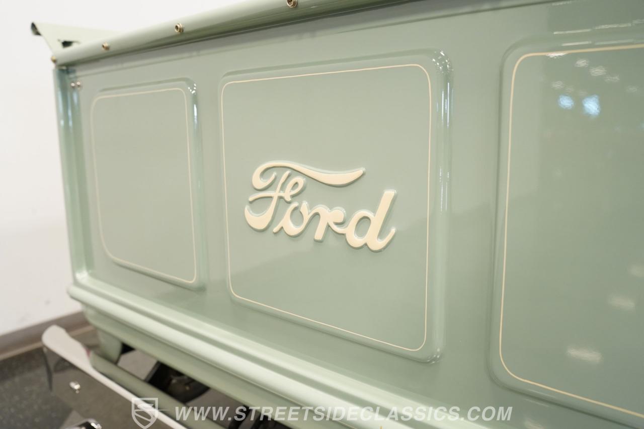 1950 Ford F-1 Restomod