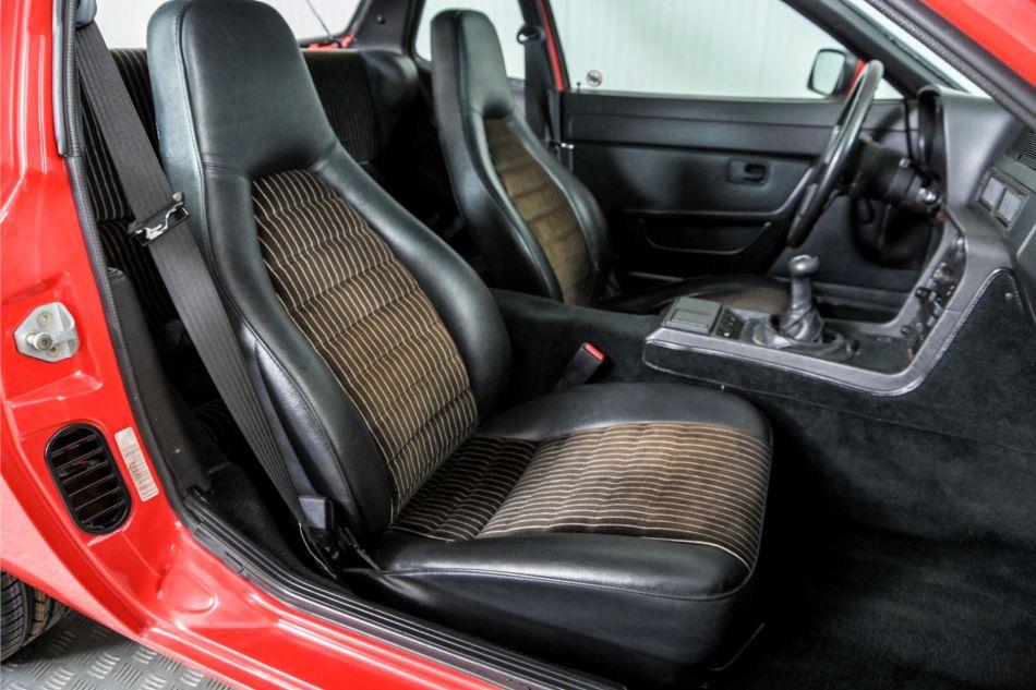 1986 Porsche 924S 2.5