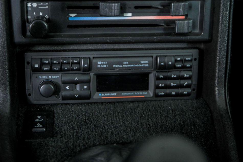 1986 Porsche 924S 2.5