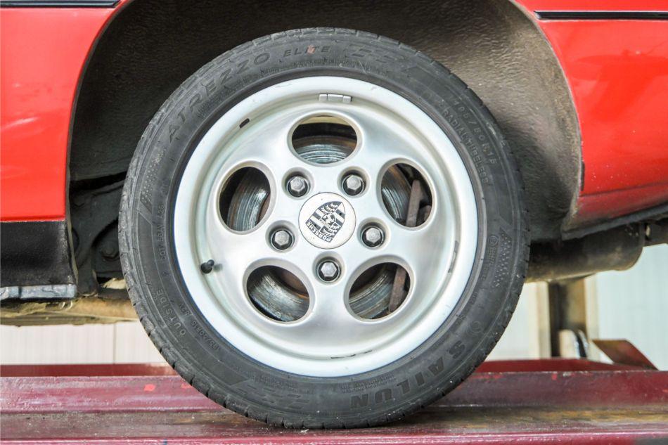 1986 Porsche 924S 2.5