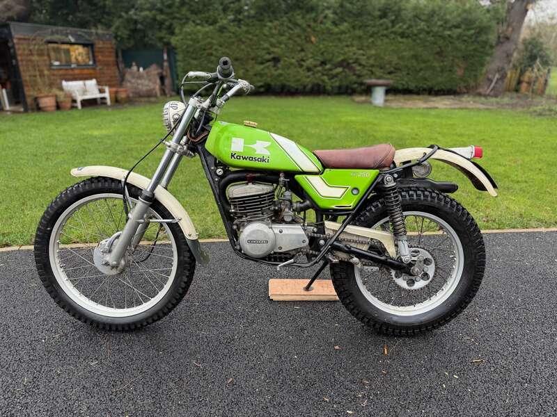 1976 Kawasaki KT250