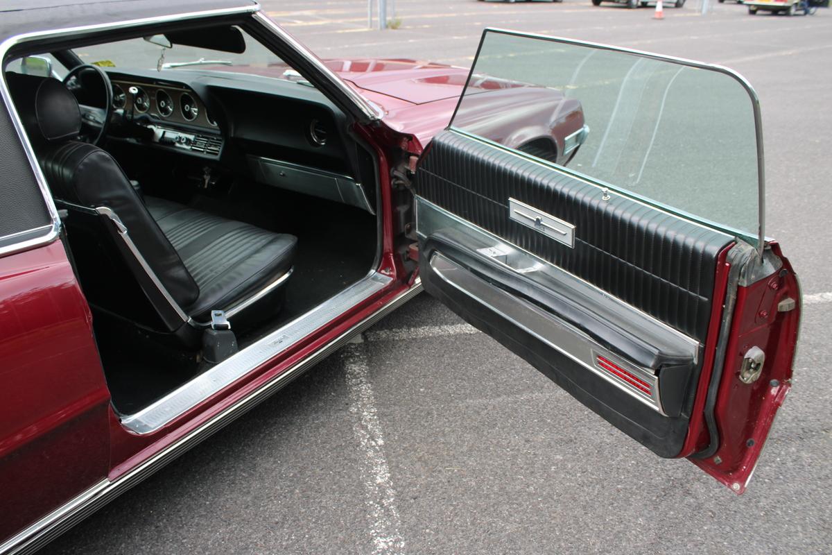 1969 Ford THUNDERBIRD 429