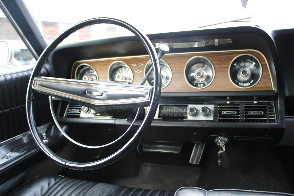 1969 Ford THUNDERBIRD 429