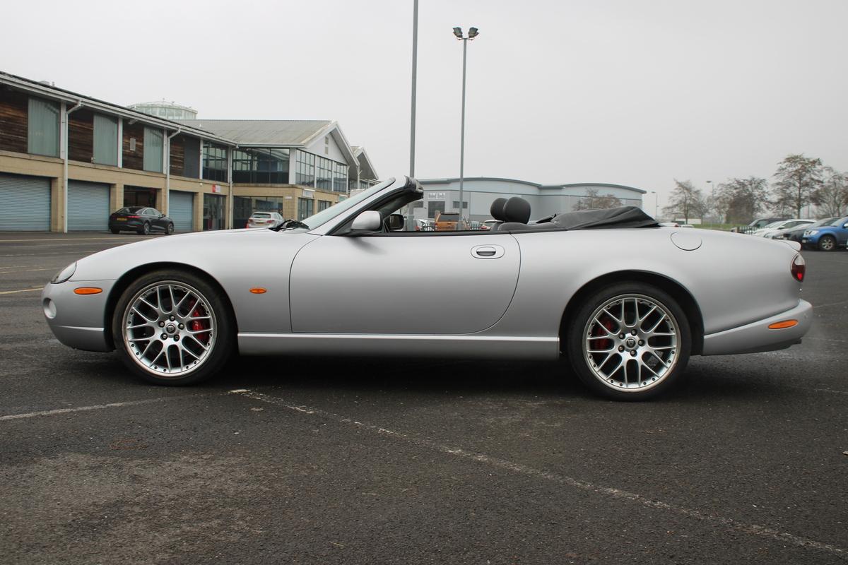 2005 Jaguar XKR CONVERTIBLE AUTO