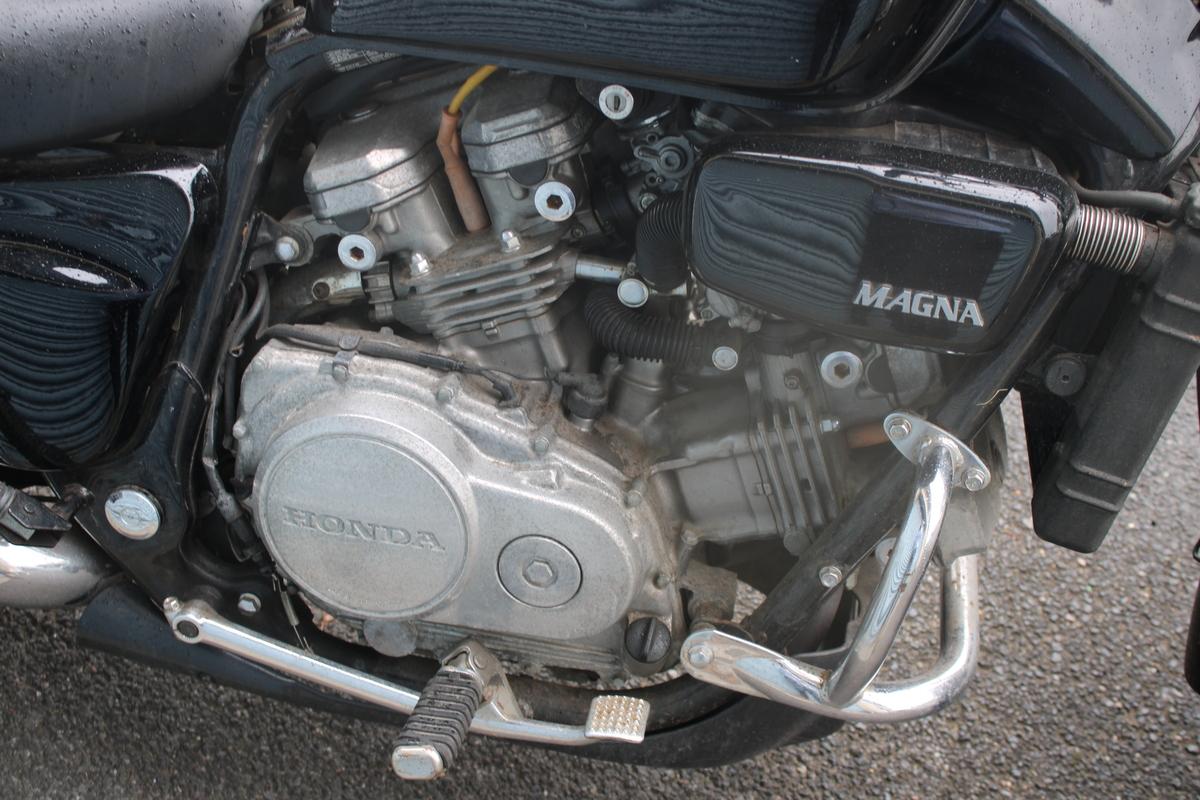 1986 Honda SUPER MAGNA 700