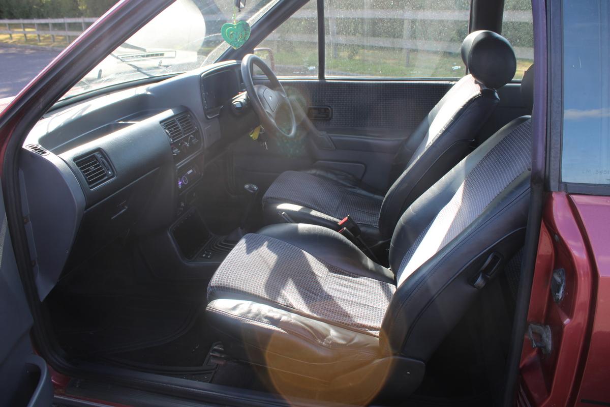 1990 Ford ESCORT XR3I CONVERTIBLE