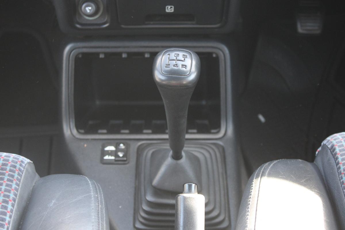 1990 Ford ESCORT XR3I CONVERTIBLE